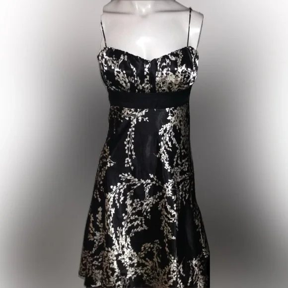 Speechless | Tulle Lined Black & White Floral Adjustable Straps Dress Size 9 - Picture 2 of 12